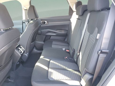 New 2026 Kia Sorento LX FWD image 10