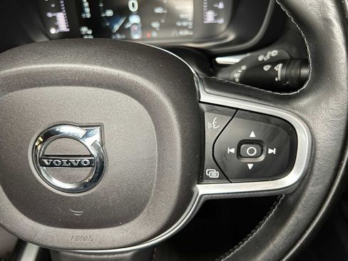 Used 2019 Volvo XC60 T5 Momentum w/ Protection Package Premier AWD/4WD image 34