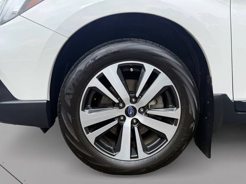 Used 2019 Subaru Outback 2.5i Premium w/ Popular Package #2 AWD/4WD image 16