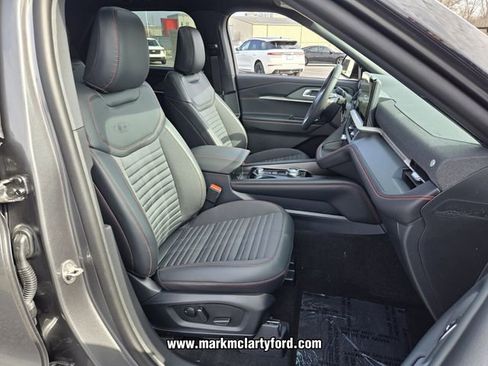 New 2026 Ford Explorer ST-Line w/ ST-Line Street Pack AWD/4WD image 13