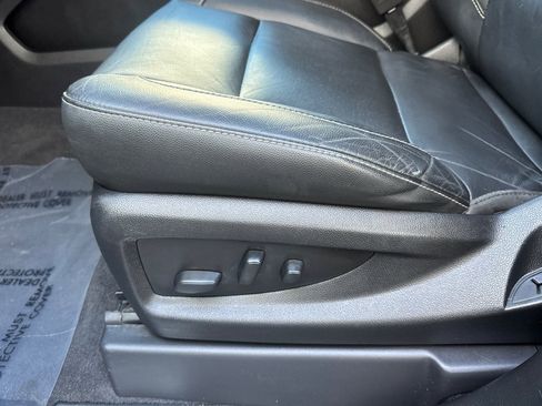 Used 2020 Chevrolet Tahoe LT AWD/4WD image 12