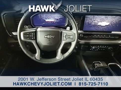 Used 2024 Chevrolet Silverado 1500 LT Trail Boss w/ Convenience Package II AWD/4WD image 15