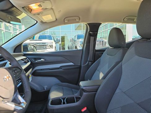 New 2027 Chevrolet Bolt LT w/ Comfort Package FWD image 23
