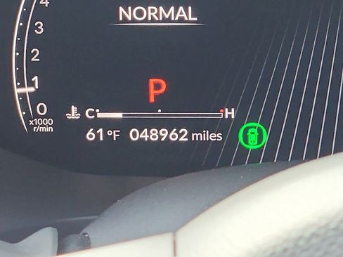 Used 2024 Acura MDX SH-AWD w/ Advance Package image 21