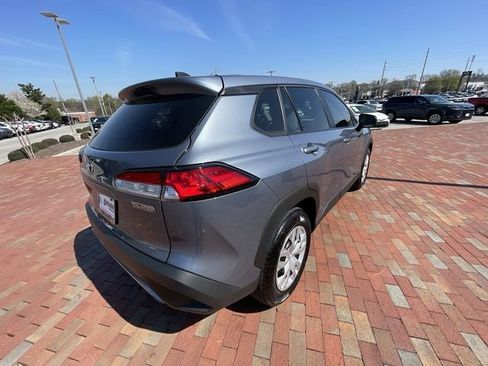 Used 2024 Toyota Corolla Cross L image 36