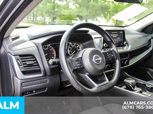 Used 2024 Nissan Rogue S FWD image 22