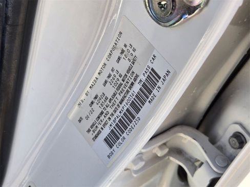 Used 2023 MAZDA MAZDA3 s image 21