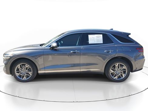 Used 2022 Genesis GV70 2.5T w/ Advanced Package image 7