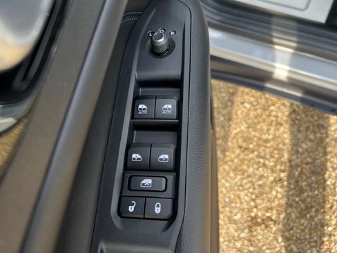 New 2026 Jeep Compass Latitude AWD/4WD image 21