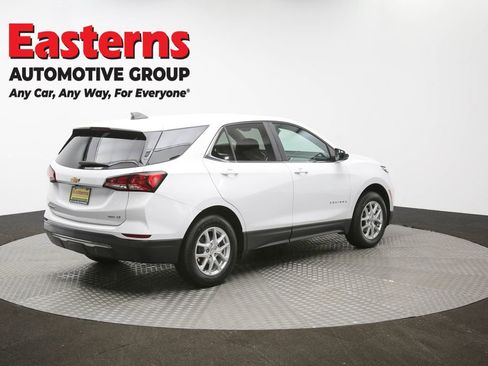 Used 2023 Chevrolet Equinox LT image 39