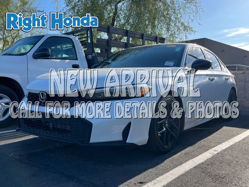 Used 2025 Honda Civic Sport image 1