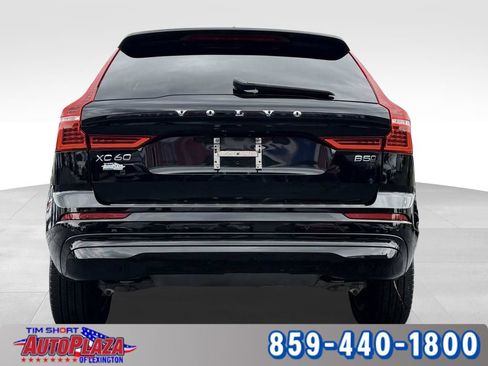 Used 2023 Volvo XC60 B5 Core w/ Climate Package AWD/4WD image 10