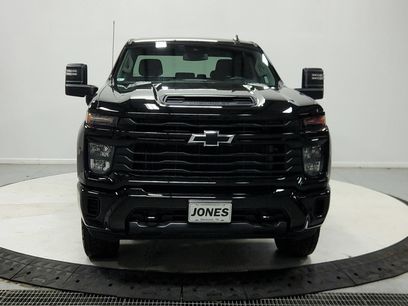 Used 2024 Chevrolet Silverado 2500 Custom w/ Custom Value Package