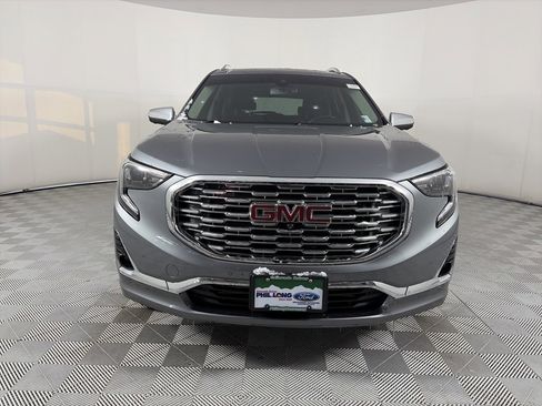 Used 2020 GMC Terrain Denali w/ Denali Premium Package image 2