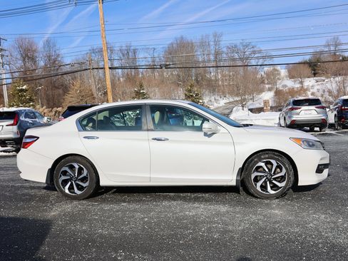 Used 2016 Honda Accord EX-L image 8