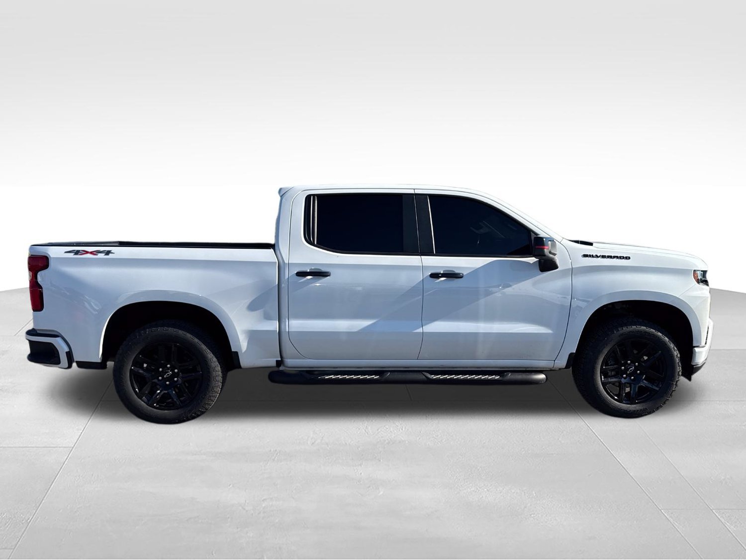 Used 2021 Chevrolet Silverado 1500 RST w/ Redline Edition AWD/4WD image 6