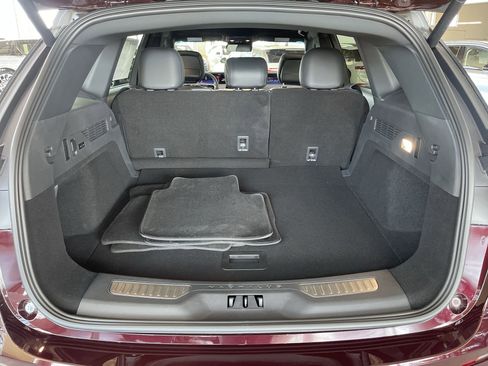 New 2024 Lincoln Nautilus Reserve w/ Equipment Group 202A image 31