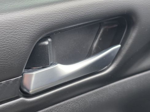 Used 2022 Nissan Altima 2.5 SR w/ Midnight Edition Package image 10