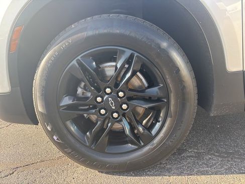 Used 2021 Chevrolet Blazer LT image 19