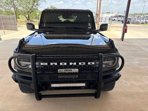 Used 2024 Ford Bronco Badlands AWD/4WD image 2