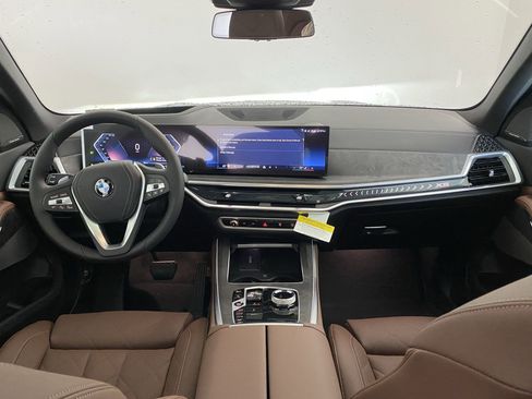 Used 2026 BMW X5 xDrive40i w/ Executive Package image 15