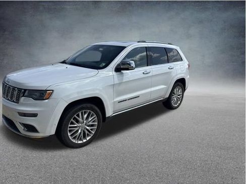 Used 2017 Jeep Grand Cherokee Summit w/ Skid Plate Group AWD/4WD image 4