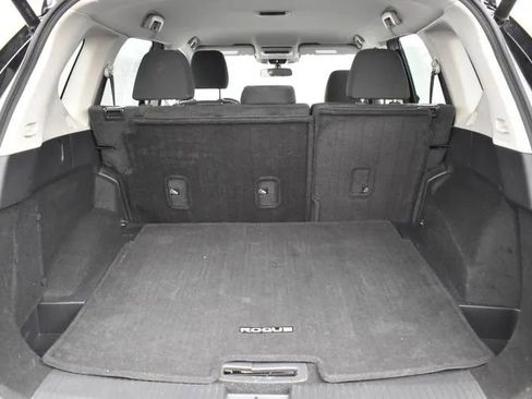 Used 2025 Nissan Rogue SV FWD image 16