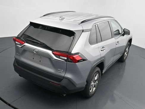 Used 2024 Toyota RAV4 XLE AWD/4WD image 15