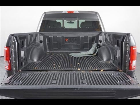 Used 2017 Ford F150 Lariat RWD image 13
