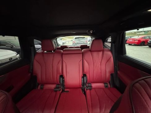 Used 2025 Acura MDX A-Spec image 12