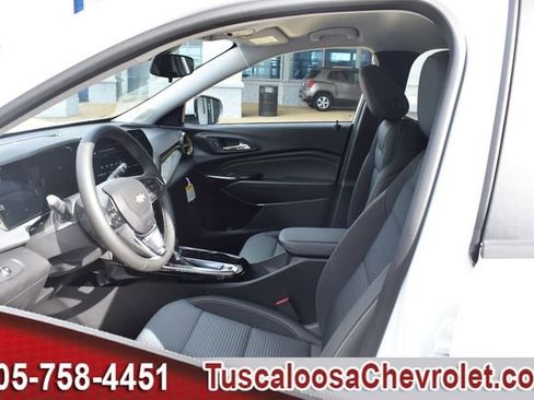 New 2026 Chevrolet Trax LT w/ LT Convenience Package image 14