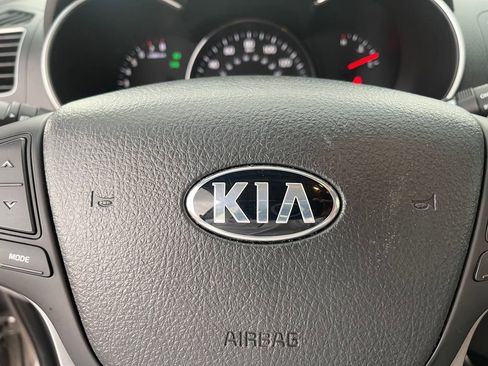 Used 2015 Kia Sorento LX image 30