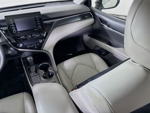 Certified 2022 Toyota Camry SE w/ Cold Weather Package image 26