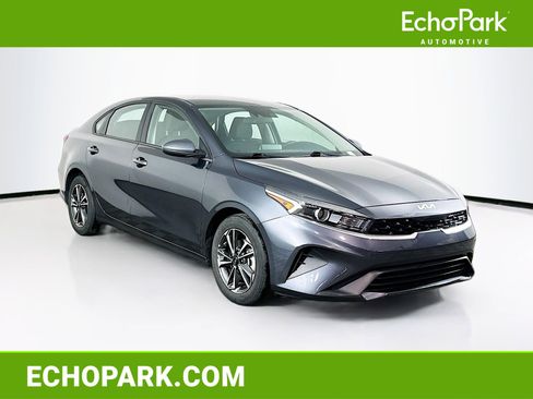 Used 2024 Kia Forte LXS FWD image 1