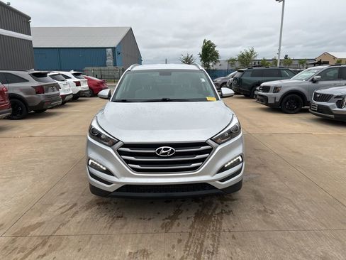 Used 2017 Hyundai Tucson SE FWD image 5