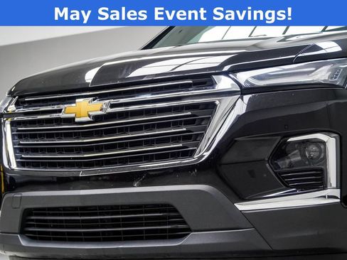 Used 2023 Chevrolet Traverse LT w/ LPO, Floor Liner Package AWD/4WD image 2
