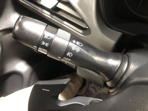 Used 2025 Subaru Crosstrek 2.5i Limited image 21