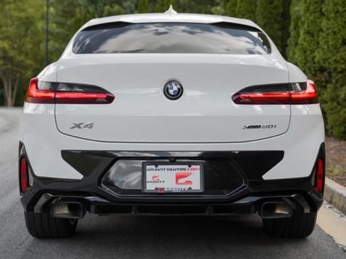 Used 2022 BMW X4 xDrive30i AWD/4WD image 14