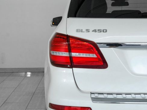 Used 2018 Mercedes-Benz GLS 450 4MATIC image 51