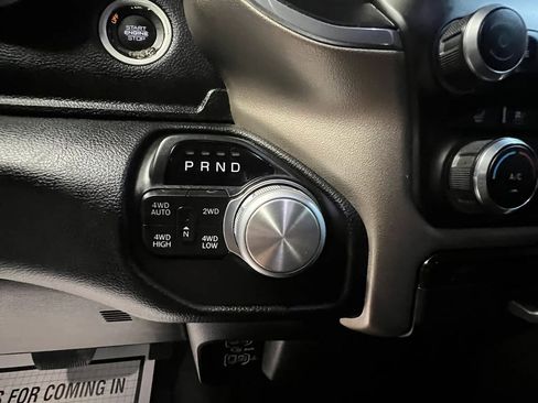 Used 2019 RAM 1500 Laramie AWD/4WD image 17