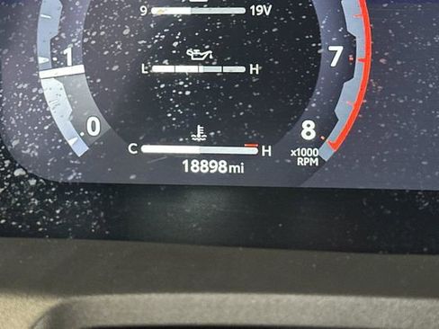 Used 2025 Toyota Tacoma TRD Sport AWD/4WD image 29