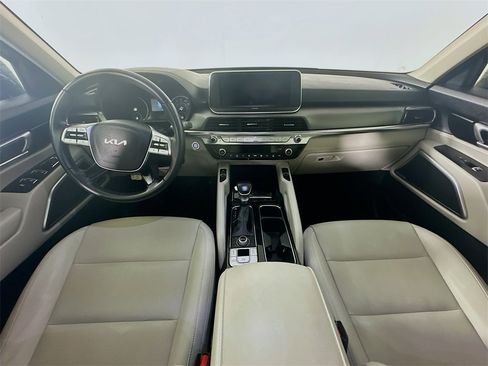 Used 2022 Kia Telluride S image 10