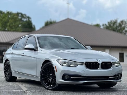 Used 2016 BMW 328i Sedan RWD image 3
