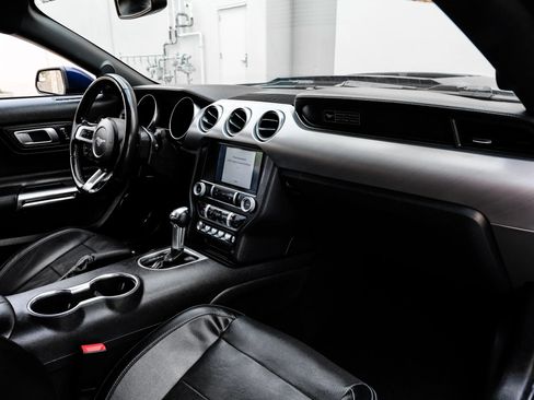 Used 2020 Ford Mustang GT Premium RWD image 16
