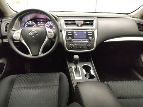 Used 2018 Nissan Altima 2.5 S w/ S Convenience Package image 22