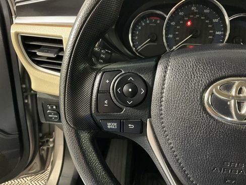 Used 2014 Toyota Corolla L image 23
