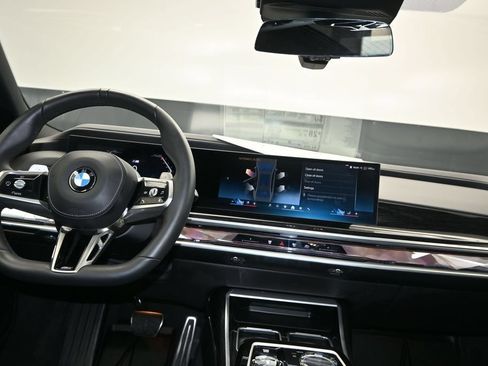 Certified 2026 BMW 740i w/ Executive Package RWD image 19