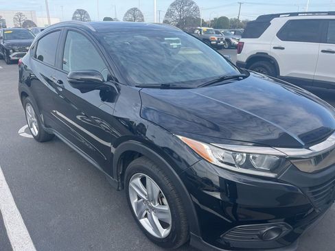 Used 2019 Honda HR-V EX image 3