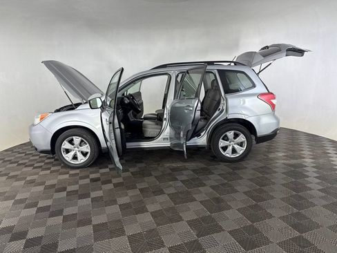 Used 2015 Subaru Forester 2.5i Limited AWD/4WD image 12