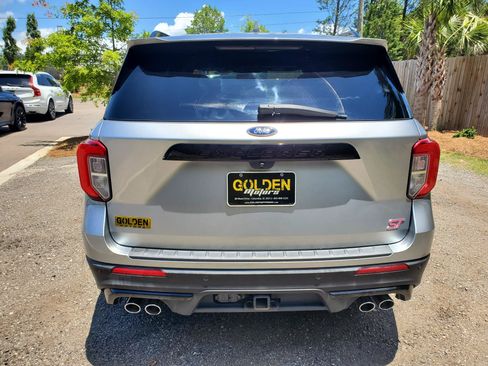 Used 2020 Ford Explorer ST w/ Premium Technology Package AWD/4WD image 11